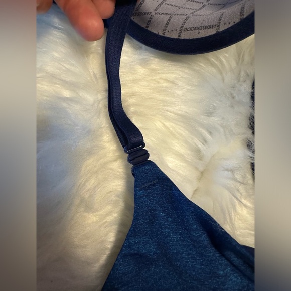 Dark Blue Victorias Secret Bra and Pantie - Picture 3 of 11